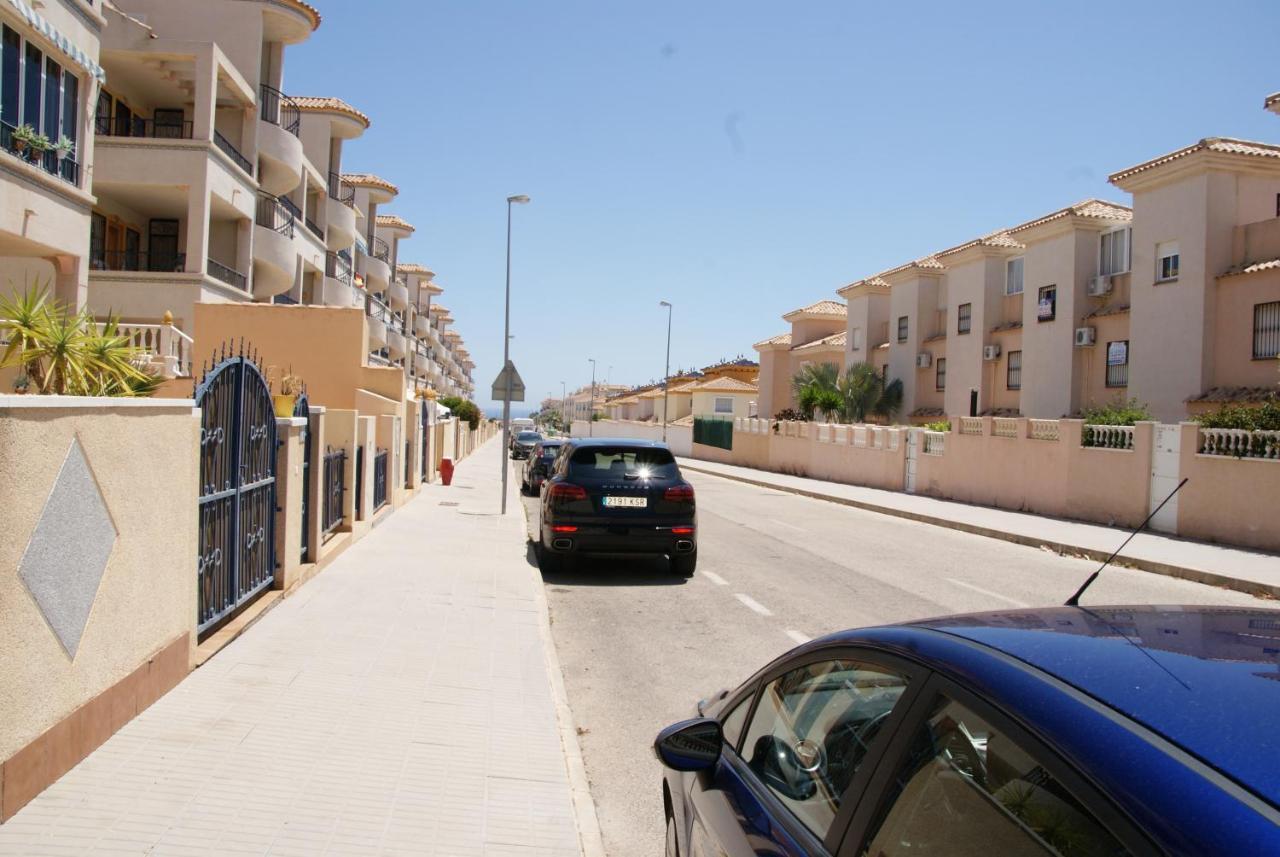 New Apartment In Torrevieja , Punta Prima Orihuela Costa With Pool Luaran gambar