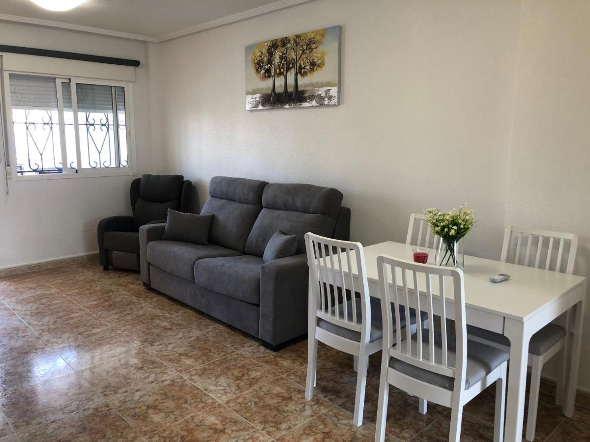 New Apartment In Torrevieja , Punta Prima Orihuela Costa With Pool Luaran gambar